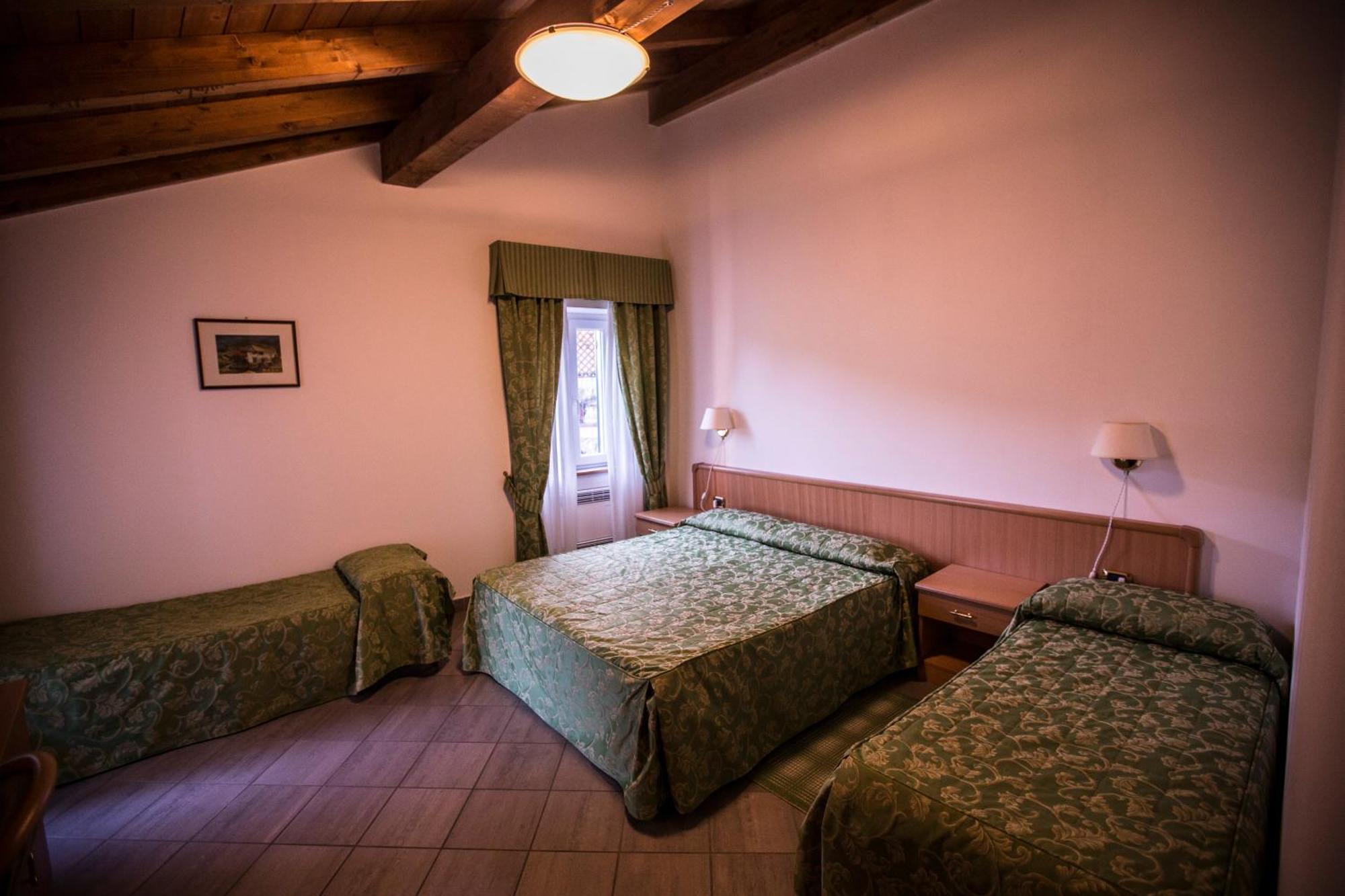 Albergo La Veranda Tavarone Camera foto