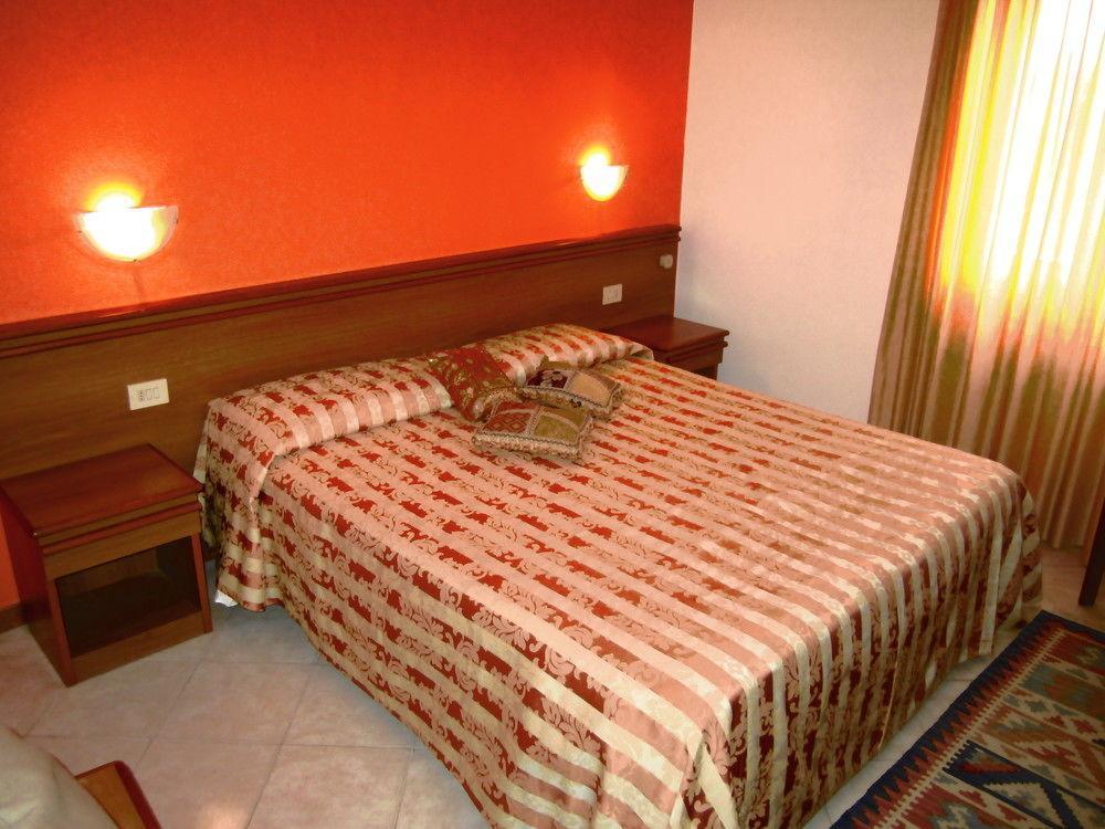 Albergo La Veranda Tavarone Esterno foto