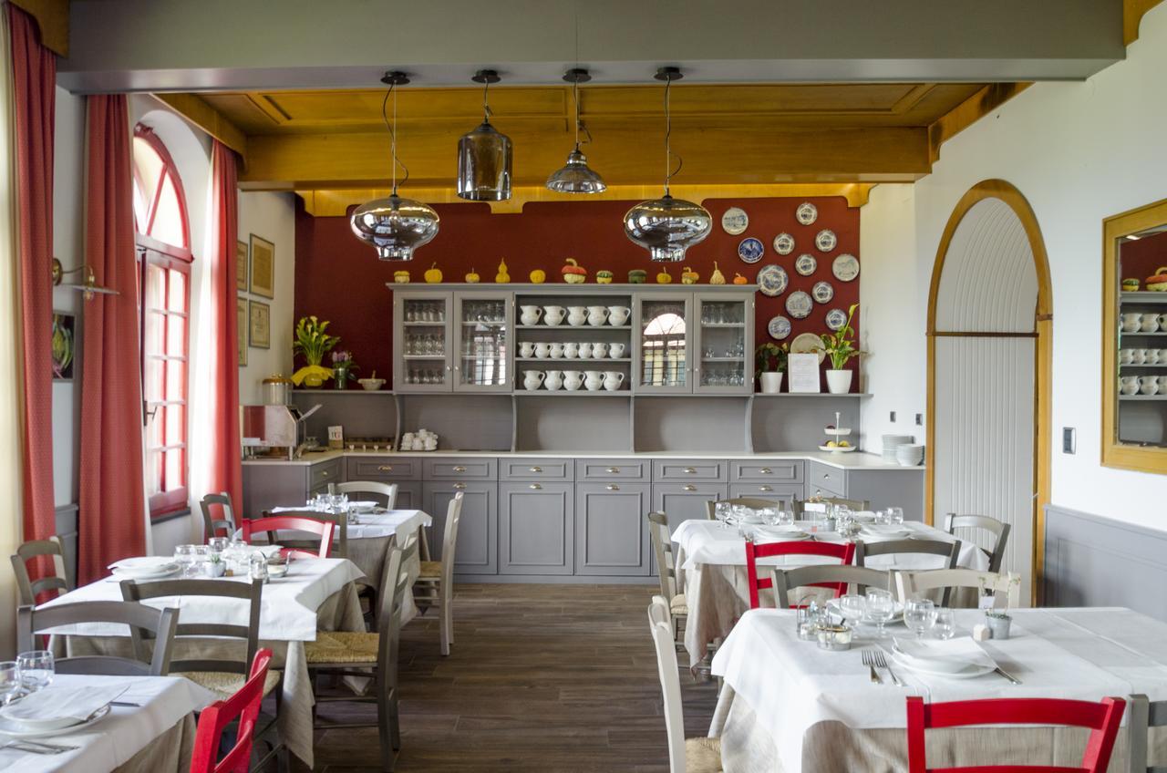 Albergo La Veranda Tavarone Esterno foto