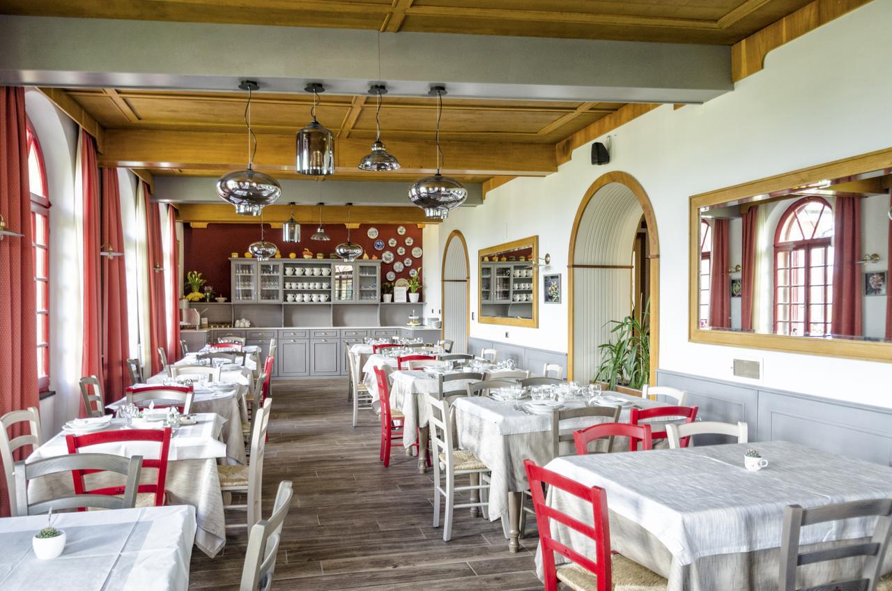 Albergo La Veranda Tavarone Esterno foto