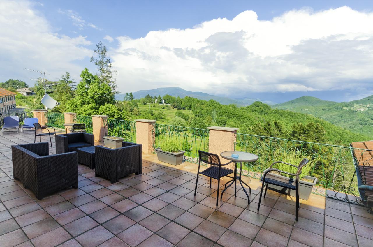 Albergo La Veranda Tavarone Esterno foto